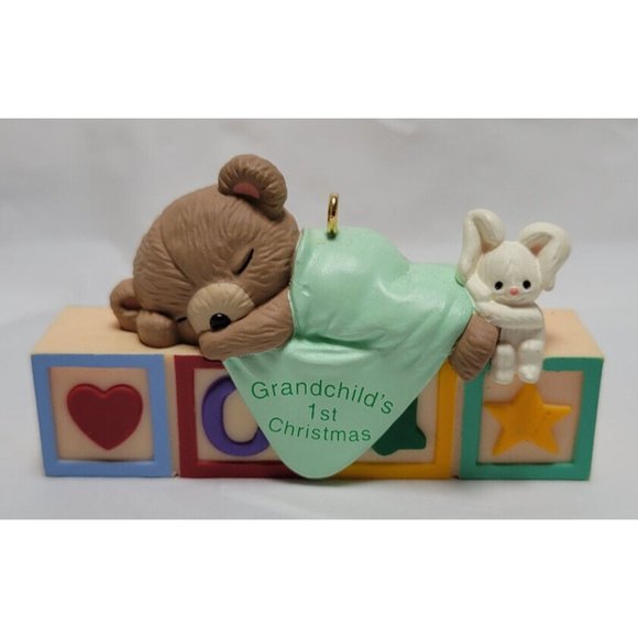 1995 Hallmark Keepsake Ornament GRANDCHILD'S FIRST CHRISTMAS Teddy Bear Sleep - Picture 2 of 16